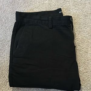 Old Navy slim fit chinos-34x32! NWOT!